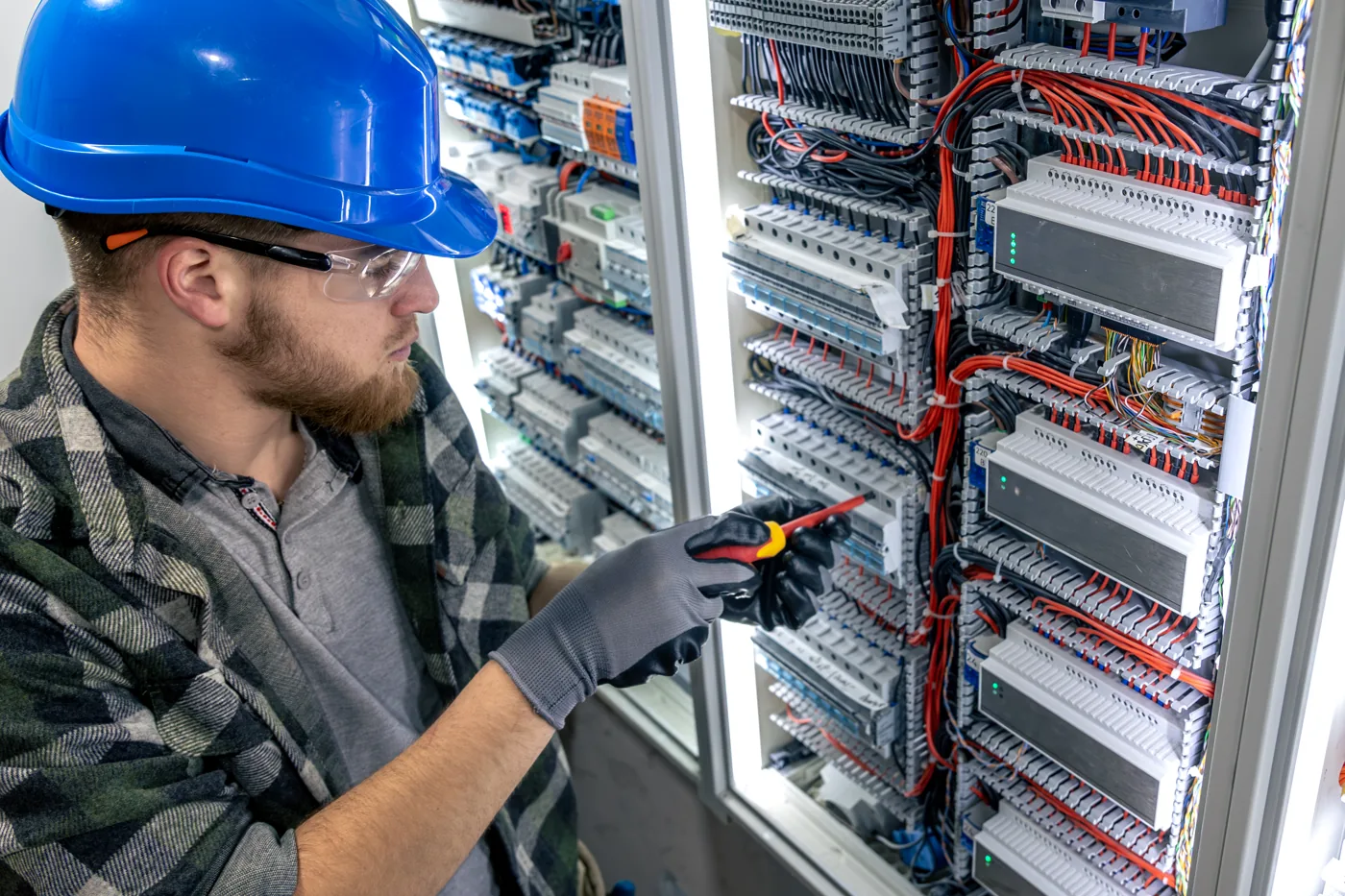 Medición eléctrica a regulador